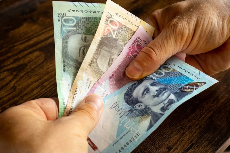 El sol peruano frente al gigante verde y su influencia en la estabilidad económica nacional.jpg