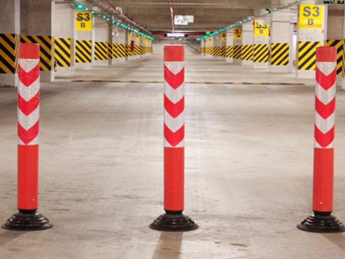 Guardianes del asfalto cómo vialetas, conos y bolardos escriben las reglas no escritas del tránsito.jpg